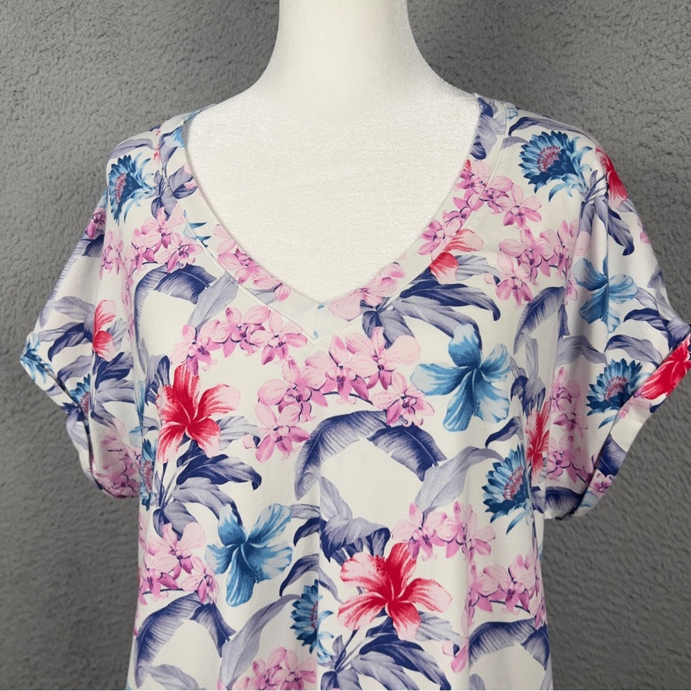 Tommy Bahama Top Womens Medium White Floral V Neck Short Sleeve Tropical Preppy - Picture 2 of 9